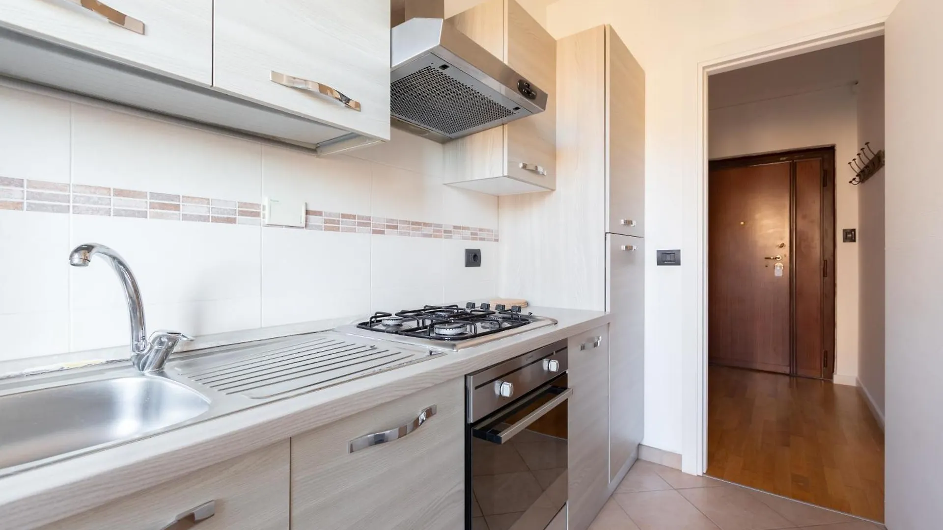 Agostini 9- Bright Flat Apartment Rome