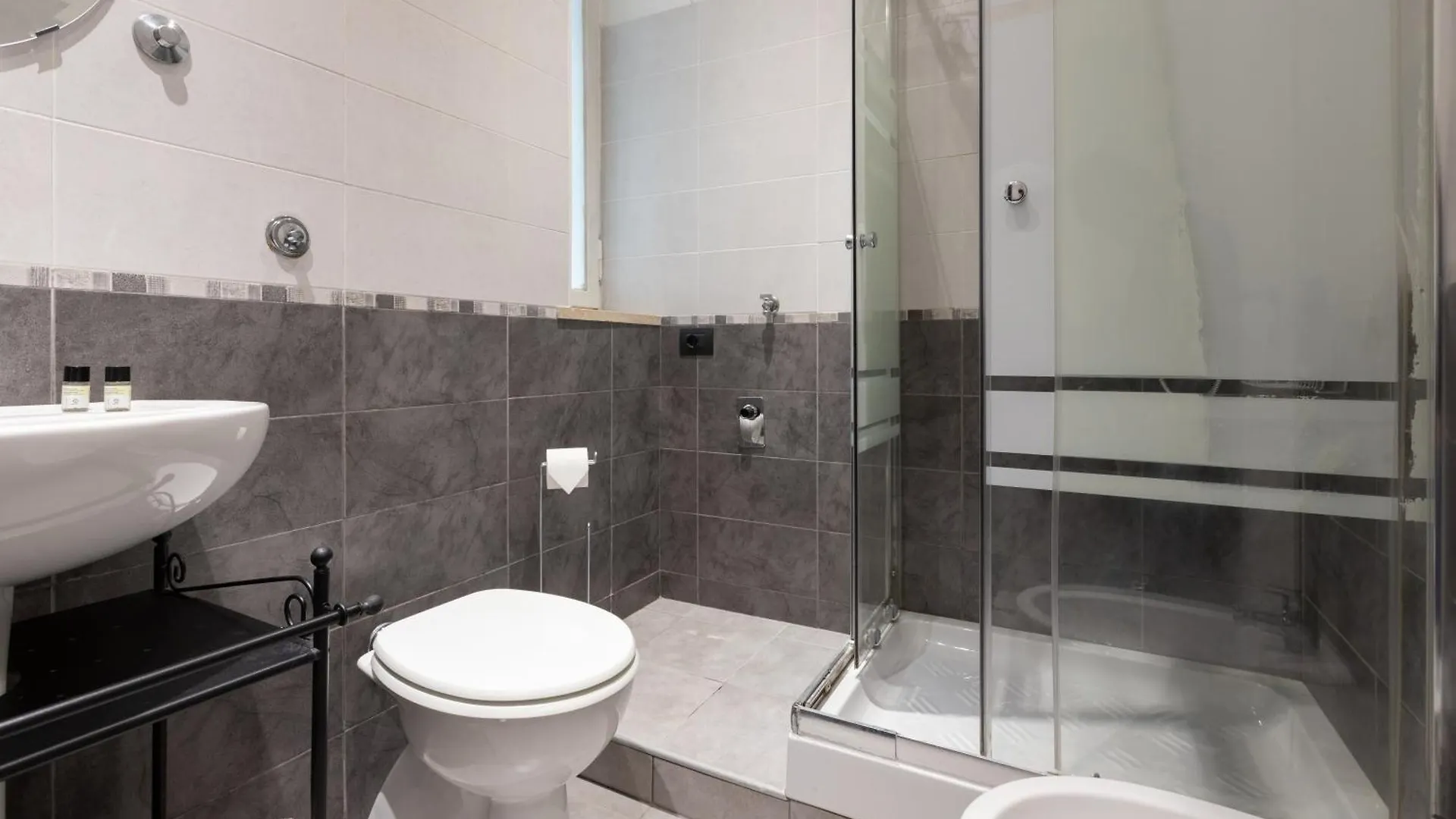 Agostini 9- Bright Flat Apartment Rome