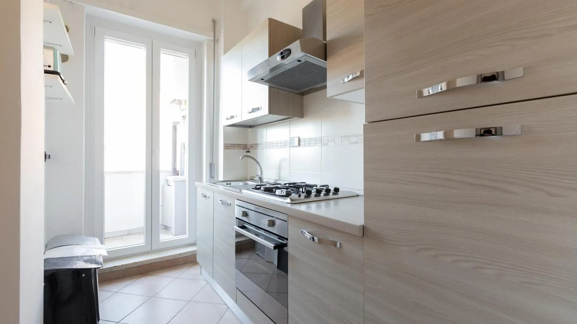 Agostini 9- Bright Flat Apartment Rome