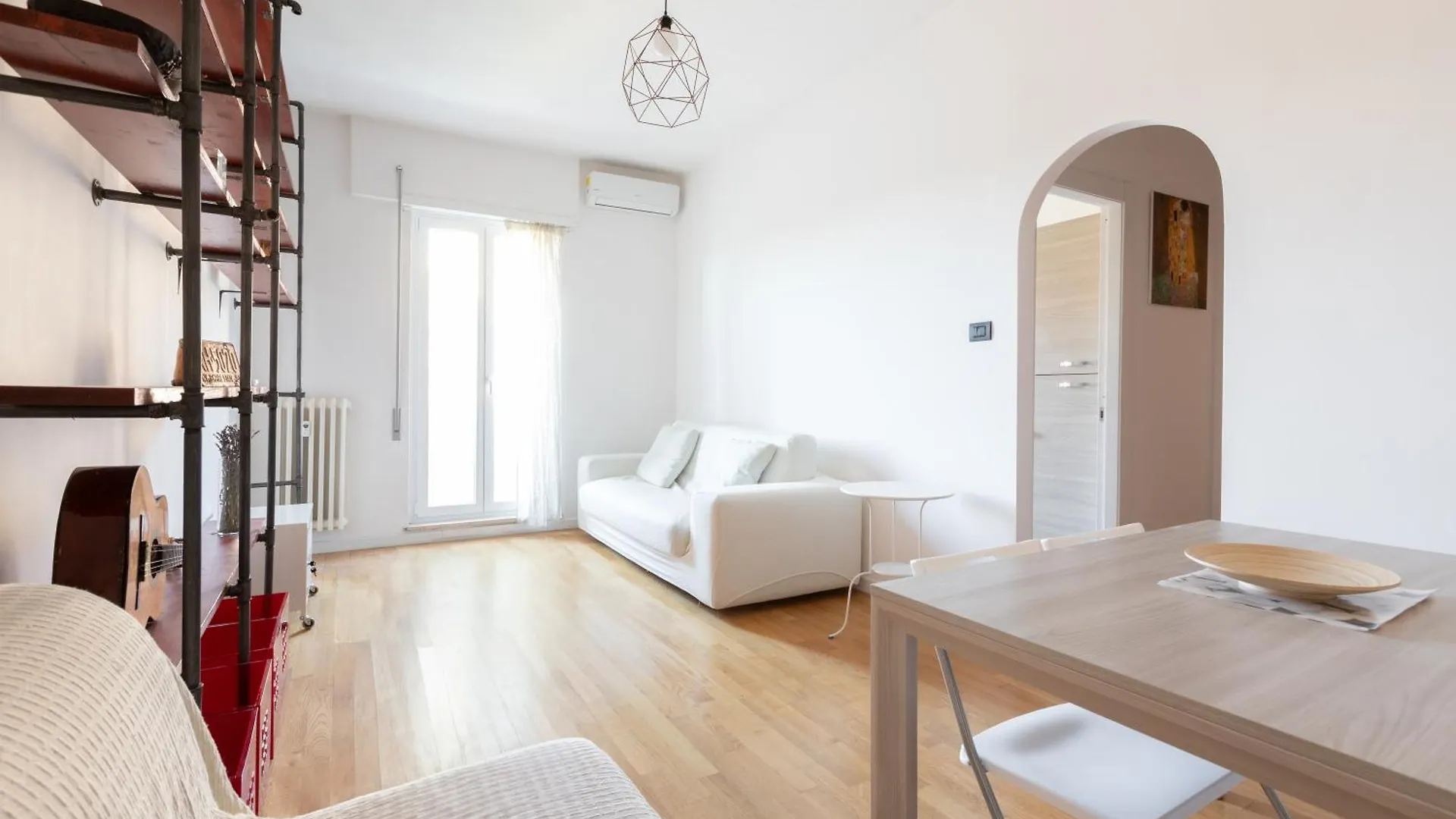 Agostini 9- Bright Flat Apartment Rome Italy
